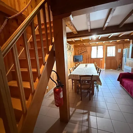 Le Du Bugey 3 Ch 3 à 8 Pers Cnpe Et Pipa Сasa de vacaciones